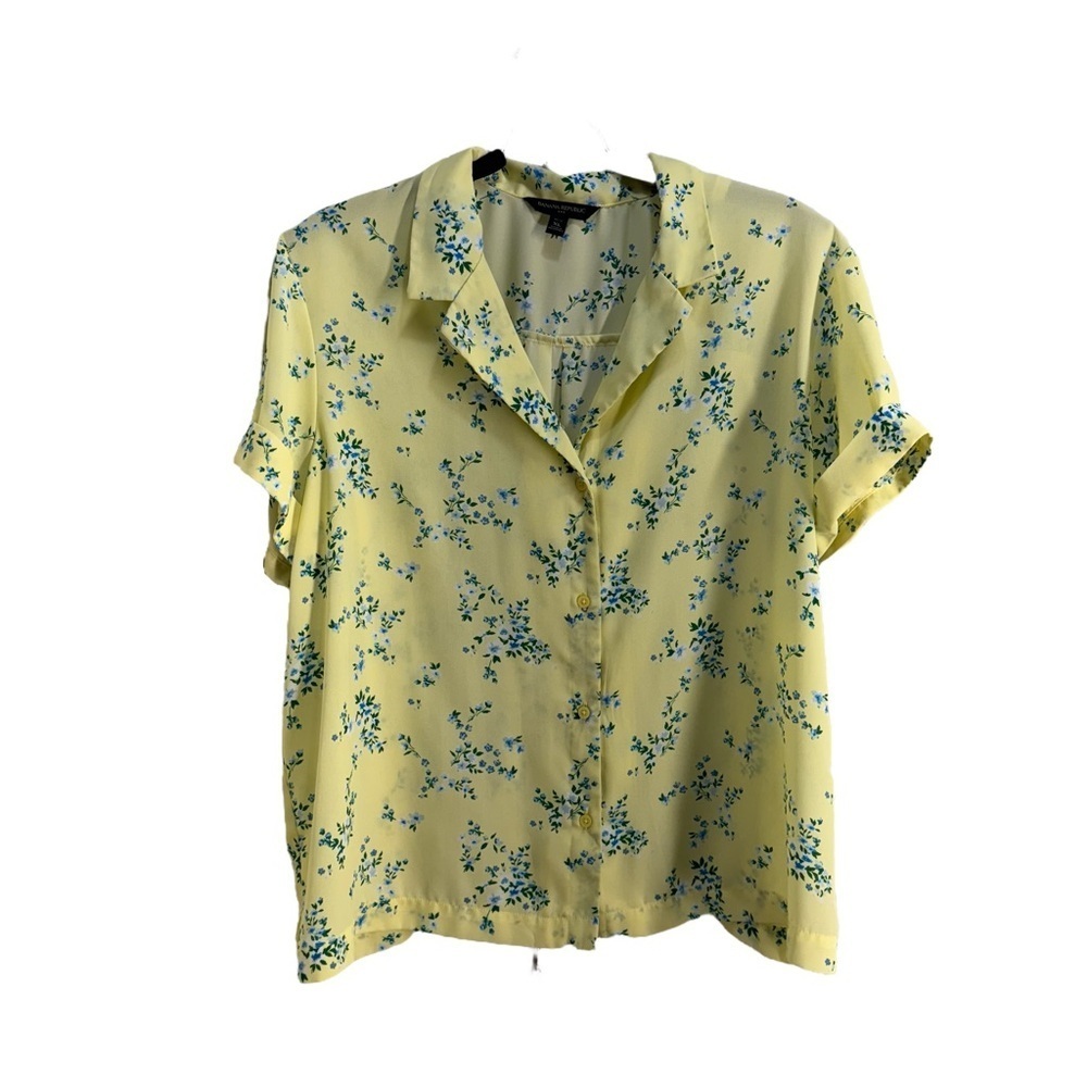 Banana Republic Short Sleeve Button Front Blouse